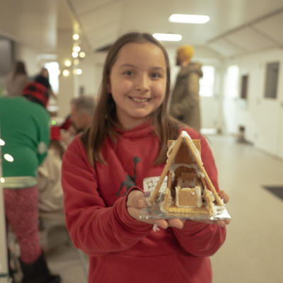 Girl with a graham nativity